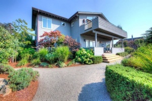 Stinson Beach,94970,5 Bedrooms Bedrooms,4 Rooms Rooms,4 BathroomsBathrooms,Single Family Home,Calle del Sierra,1027